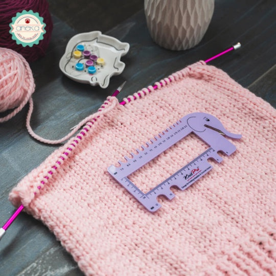 KnitPro - Needle & Crochet View Sizer With Yarn Cutter