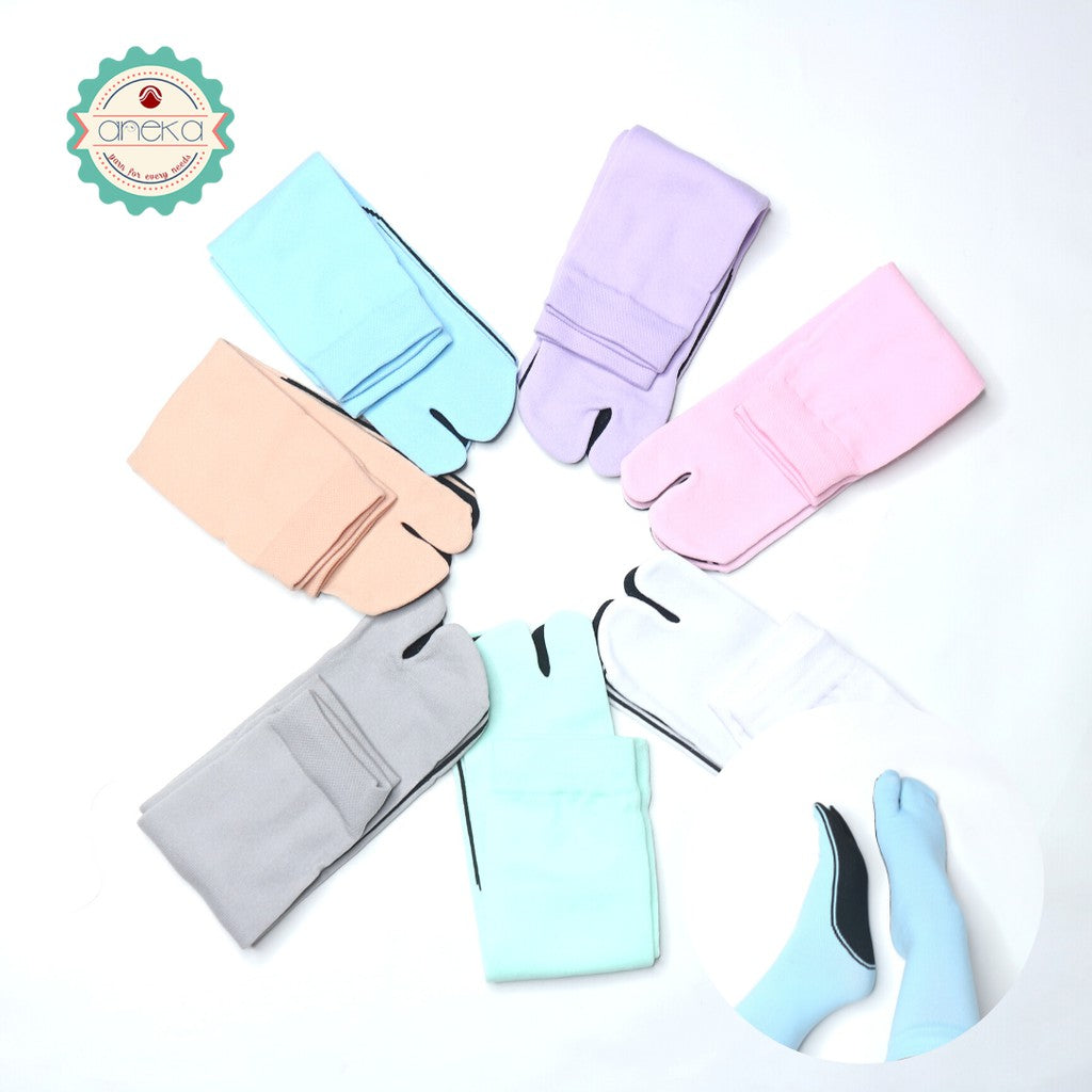 ANEKA - Kaos Kaki Nilon Nylon Warna / Jempol / Muslimah / Muslim / Allsize Fit To M - Tapak Hitam