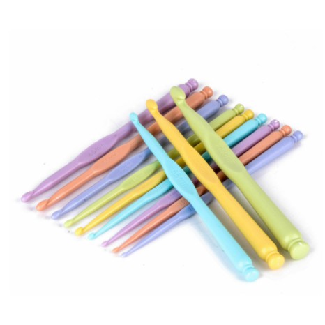ANEKA - Hakpen (Jarum Rajut) Plastik Bulat / Plastic Crochet Hook - PCS