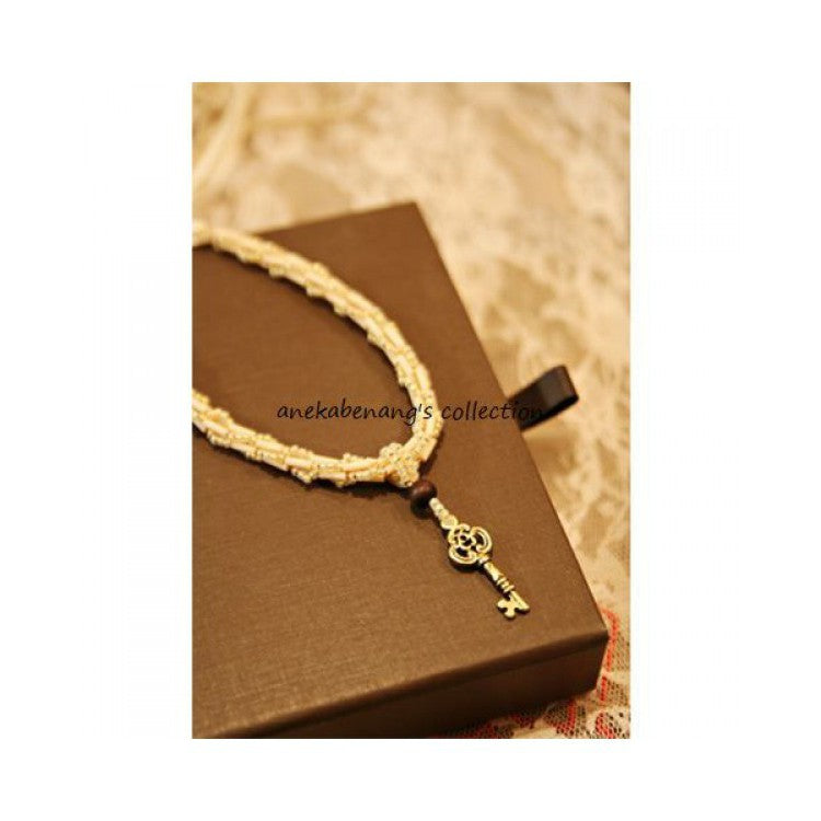 TULIP - Gold Key Charm Necklace Kit