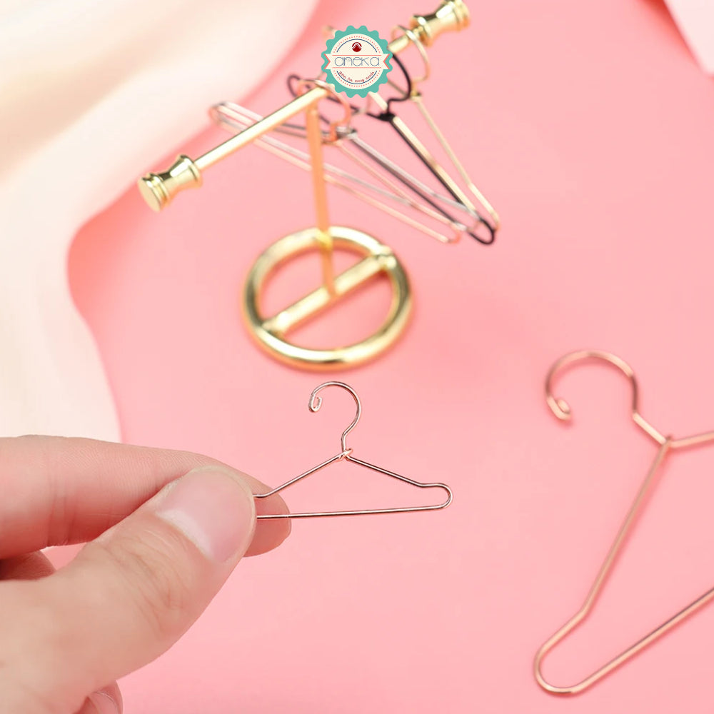 KATALOG - [10 PCS] Hanger Gantungan Mini Baju Boneka / Cute Doll Rack Metal Mini Hanger For Dolls Accessories / Wardrobe for  Clothes
