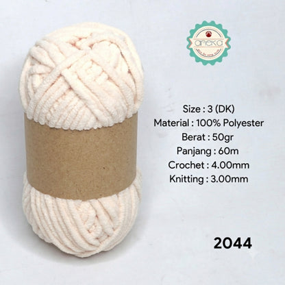 KATALOG - [GRADE B] Benang Rajut Mini Chenille / Crochet Knitting Yarn